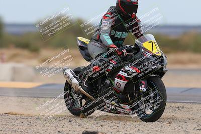 media/Jan-20-2024-CVMA (Sat) [[ddb8bc1f3d]]/Race 10 Amateur Supersport Middleweight/